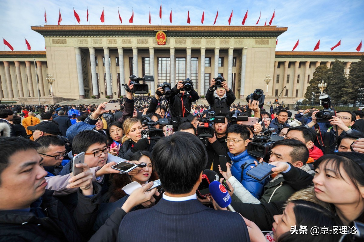 讲清楚|为什么西方选择选举民主,而中国选择协商民主?