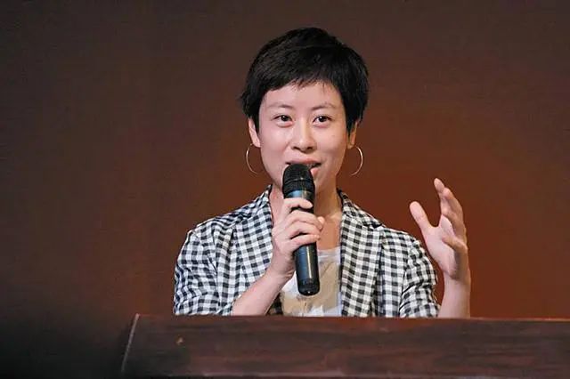 清华教授刘瑜:历史上无数悲剧源于集体沉默