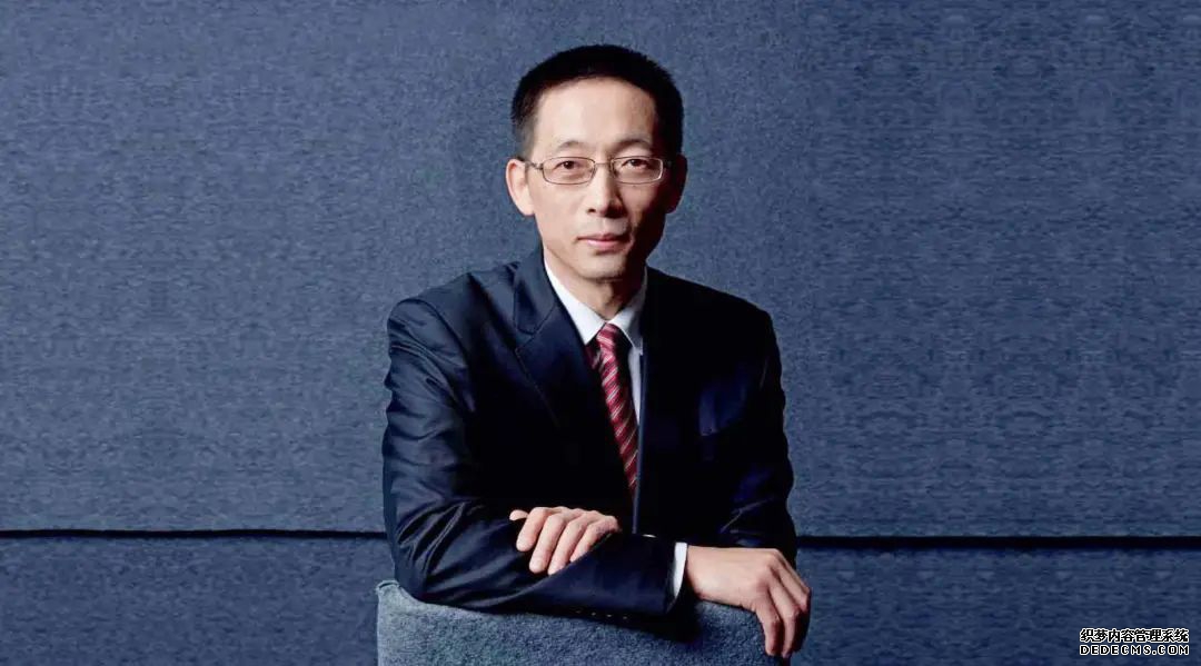 施一公北大演讲:你们毕业后,不要只关心自己的房子车子